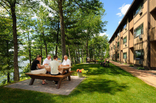 The Pointe Hotel And Suites Minocqua Ngoại thất bức ảnh
